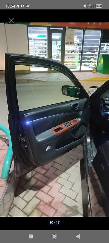 Toyota: Toyota Camry: 2003 г., Седан — 10