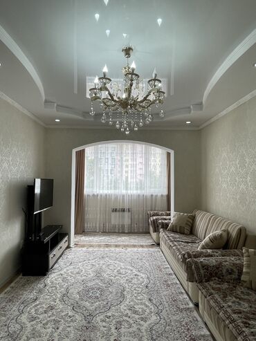 Продажа квартир: 3 комнаты, 79 м², 106 серия улучшенная, 3 этаж, Евроремонт