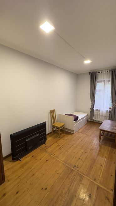 Долгосрочная аренда квартир: 3 комнаты, Риэлтор, Без подселения, С мебелью полностью — 10