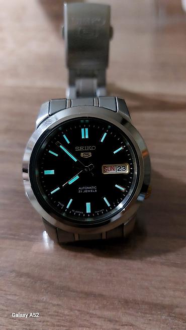 saat iphone: Seiko 5 avtomatik qol saatı - Model: Seiko 5, Ref. SNXS79J1 (Cal — 3