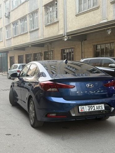 Hyundai: Hyundai Elantra: 2018 г., 2 л, Автомат, Бензин, Седан — 3