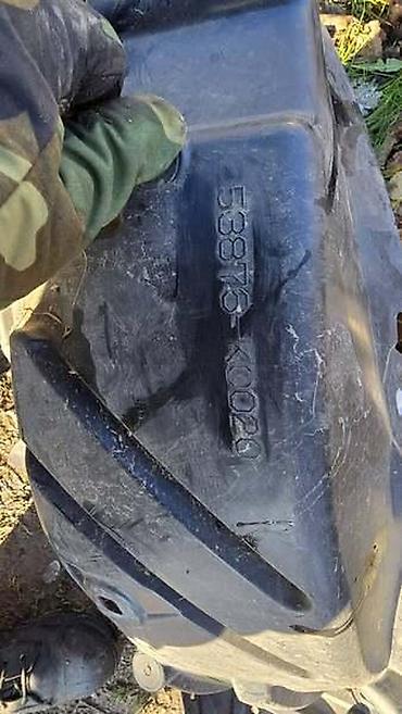 avion na sprat: POTKRILO PL 4 GEN ZA TOYOTA YARIS | Toyota Yaris prednje levo — 4