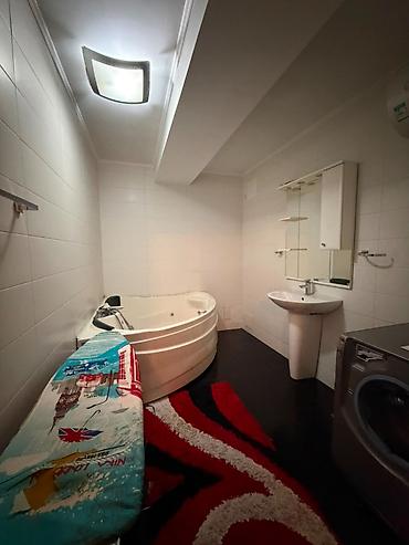 квартира лев толстой: 3 комнаты, 112 м², Пишпек Индивидуалка, 5 этаж, Косметический ремонт — 3