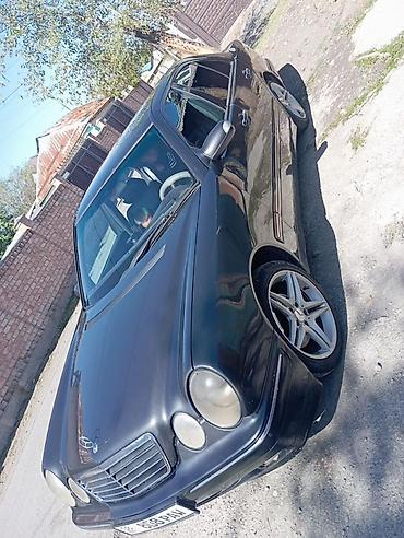 Mercedes-Benz: Mercedes-Benz E-Class: 2002 г., 3.2 л, Автомат, Бензин, Седан — 4