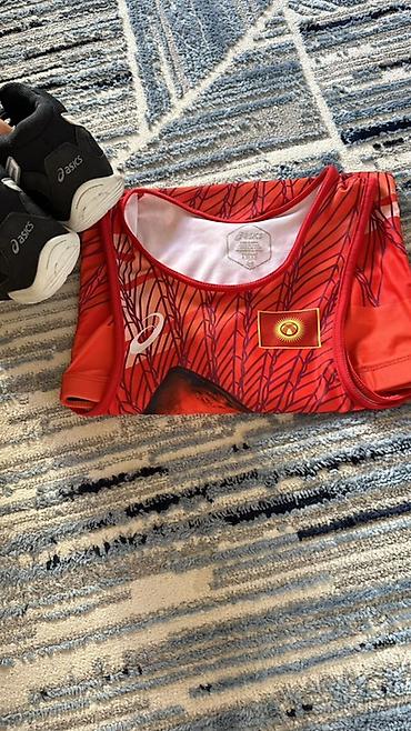 такелажные ремни: Мужской спортивный костюм, 2XS, Asics, Б/у, цвет - Красный — 4