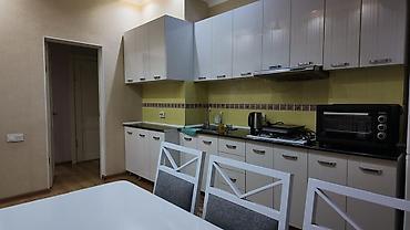 пл: Сдается 3-х ком. квартира
Р-н: Асанбай
Этаж: 10/12
Пл: 90 м2
Ц: 70000 — 4