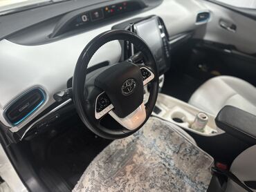 Toyota: Toyota Prius: 2019 г., 1.8 л, Автомат, Electric, Hatchback