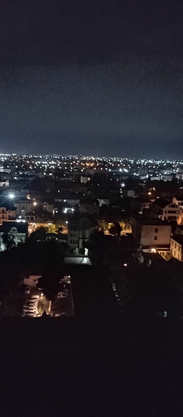 bayıl kirayə ev: Сдаётся уютная мансарда возле метро Эльмляр Академиясы Сдаётся