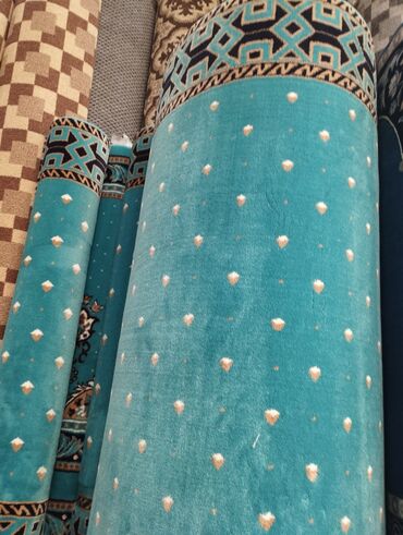 Kovrolin: Məscid üçün Kovrolinlər. Materiala gorə qiymətlər fərqlidir. Çeşidləri — 14