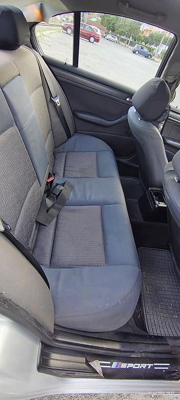 Automobili: BMW Serija 3 E46 limuzina, srebrna boja. - Karoserija: 4-vrata — 9