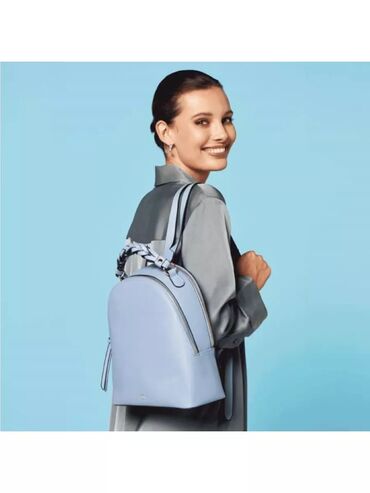рюкзаки сумки: Женский рюкзак Oriflame
Светло-голубой кож зам
 
Самовывоз