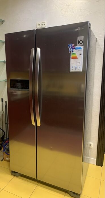 lg p970: Холодильник LG, Б/у, Двухкамерный, 190 *