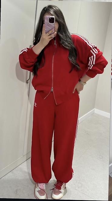 кофта adidas: Красный спортивный костюм adidas - Комплект: толстовка на молнии + — 1