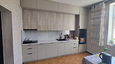 Кухонные гарнитуры: Модульные кухонные гарнитуры в современном и неоклассическом стиле — 25