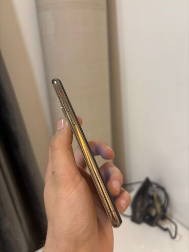 Apple iPhone: IPhone Xs, 256 GB, Qızılı, Face ID — 4