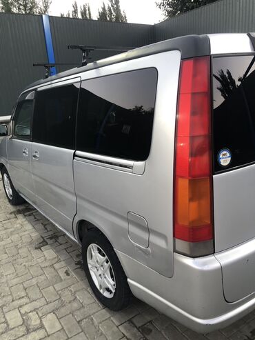 Honda: Honda Stepwgn: 2000 г., 2 л, Автомат, Газ, Минивэн — 4