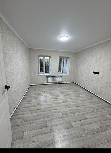 продаю дом старый толчок: 3 комнаты, 50 м², 2 соток, Бишкек, Красный Строитель ж/м Риэлтор — 1