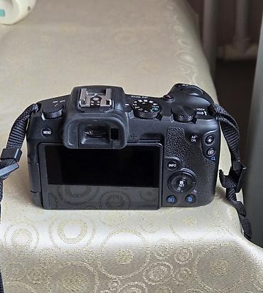 Техника и электроника: Canon EOS RP Səliqəlidir, problemi yoxdur, qutusuna qədər var. Foto — 2