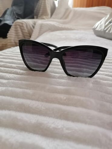 farmasi cc krema gde kupiti: Sunglasses, color - Black