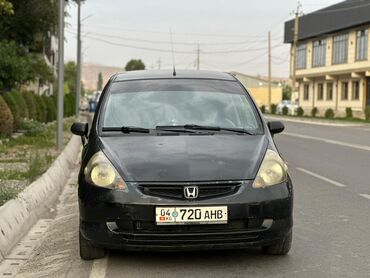 Honda: Honda Jazz: 2002 г., 1.5 л, Механика, Бензин, Хэтчбэк