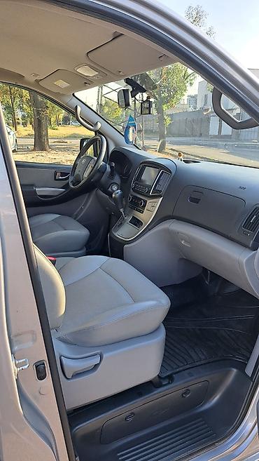 водавоз продажа: Hyundai Grand Starex: 2019 г., 2.5 л, Автомат, Дизель, Бус — 9