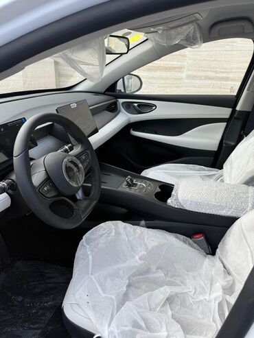 BYD: BYD Qin Plus: 1.5 l | Sedan — 5