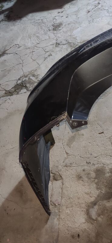 Bamperlər, buferlər: Avtomobillər üçün nəzərdə tutulmuş bu qara rəngli arxa bufer — 5