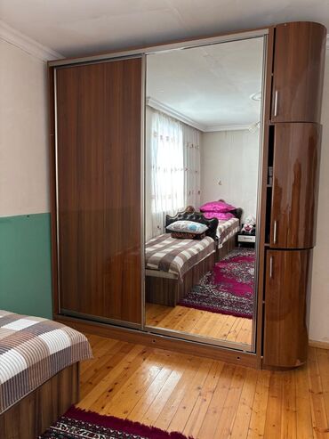 paltar şkaflar: İşlənmiş, Açılan, 2 qapılı Düz dolab, Qarderob, paltar dolabı, Azərbaycan