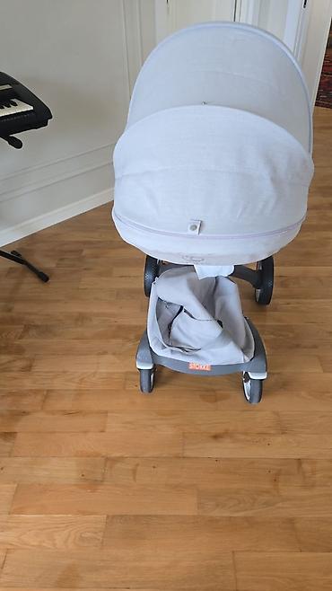 usaq ucun type 0: Stokke uşaq arabası təqdim olunur. Şəkillərdə göründüyü kimi müasir və — 3