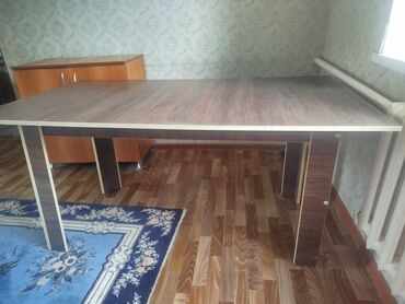 мягкая мебель для кафе: Кухонный стол, Б/у, Прямоугольный, Нераскладной, Дерево