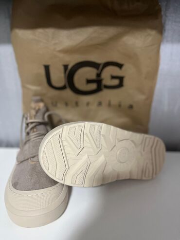 ugg tazz: Color - Beige, 36