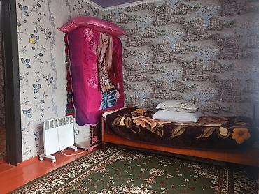 Продажа коттеджей и домов: В с.Теплоключенко продается большой благоустроенный дом.Имеются все — 8