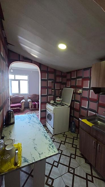 günlük: 3 otaqlı, Səbail r. r-nu — 4