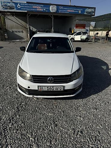 srv 3: Volkswagen Polo: 2017 г., 1.6 л, Механика, Газ, Седан — 1