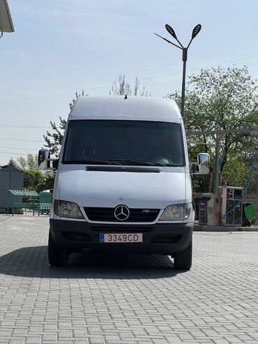 Легкий грузовой транспорт: Легкий грузовик, Mercedes-Benz, 3 т, Б/у