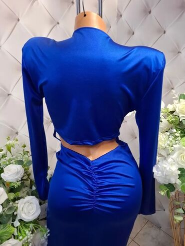 Haljine: I 12. Haljina. 4100 na lalafo.rs — 7 Haljine: I 12. Haljina. 4100 — 7