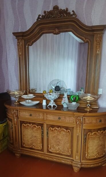 metbex mebeli reng kataloqu: Açılan, 4 qapılı Düz dolab, Servant