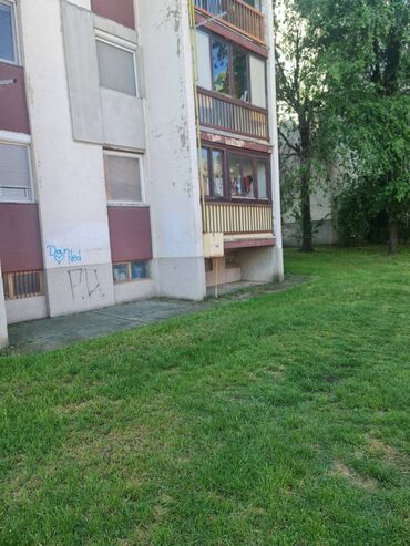Prodaja stanova: Retko u ponudi. Dvosoban stan od 64kv u prizemlju u Bloku 63 — 18