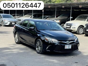 BMW: Toyota Camry: 2017 г., 2.5 л, Автомат, Бензин, Седан