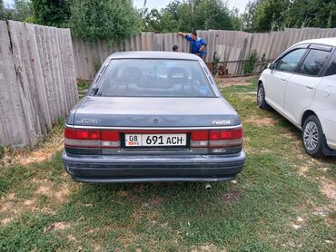 машина продаются: Mazda 626: 1990 г., 2 л, Механика, Бензин, Седан