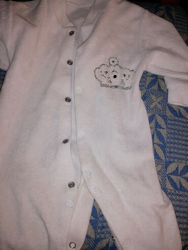 Другие детские вещи: Продаю детские вещи от 0 мес до 6мес. Очень много разных вещей на — 13