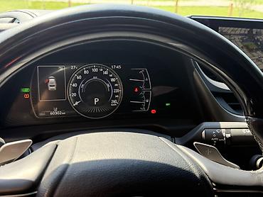 ешка 301: Lexus ES: 2020 г., 2.5 л, Вариатор, Гибрид, Седан — 9