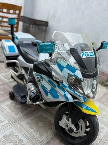 Gəzinti arabaları: Milana….Motosklet qiymetin 300man Her bir detali var, açarladi, hec