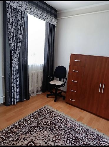 Долгосрочная аренда домов: 90 м², 3 комнаты — 10