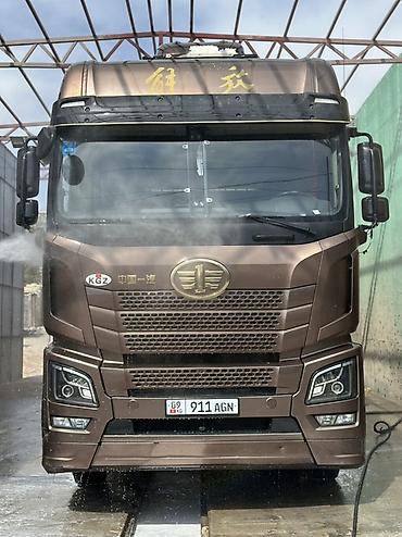 Тягачи: Тягач, Howo, Тентованный — 2