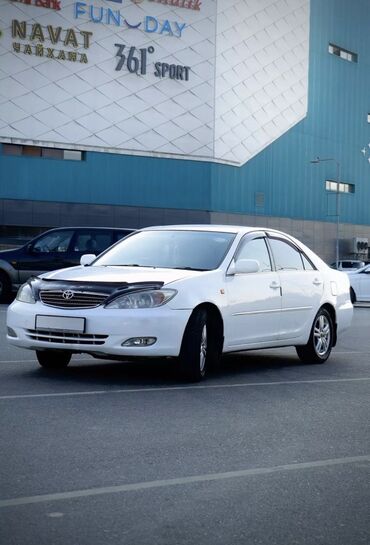 семиместные машины: Toyota Camry: 2003 г., 2.4 л, Автомат, Бензин, Седан