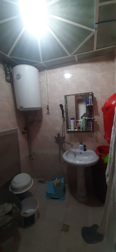 Köhnə tikili: Bakı, Bakıxanov qəs., 3 otaqlı, Köhnə tikili, m. Neftçilər, 80 kv. m -da lalafo.az — 5 Köhnə tikili: Bakı, Bakıxanov qəs., 3 otaqlı, Köhnə tikili, m. Neftçilər, 80 kv. m — 5