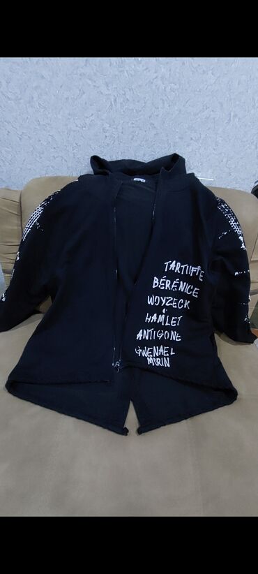 Dəstlər, kostyumlar: Qadın geyimleri 9 aznden baslayir. bir nece geyim alana endirim ve — 18