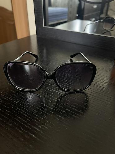 Eynəklər: GUESS qadın gün eynəyi - Brend: GUESS - Model: Kəpənək/oversize — 1