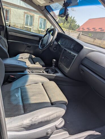 Opel: Opel Omega: 2002 г., 2.2 л, Механика, Бензин, Седан — 11